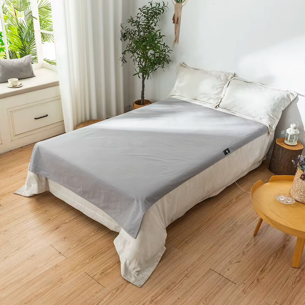 Conductive Grounding Flat Sheet for Enhanced Sleep Quality